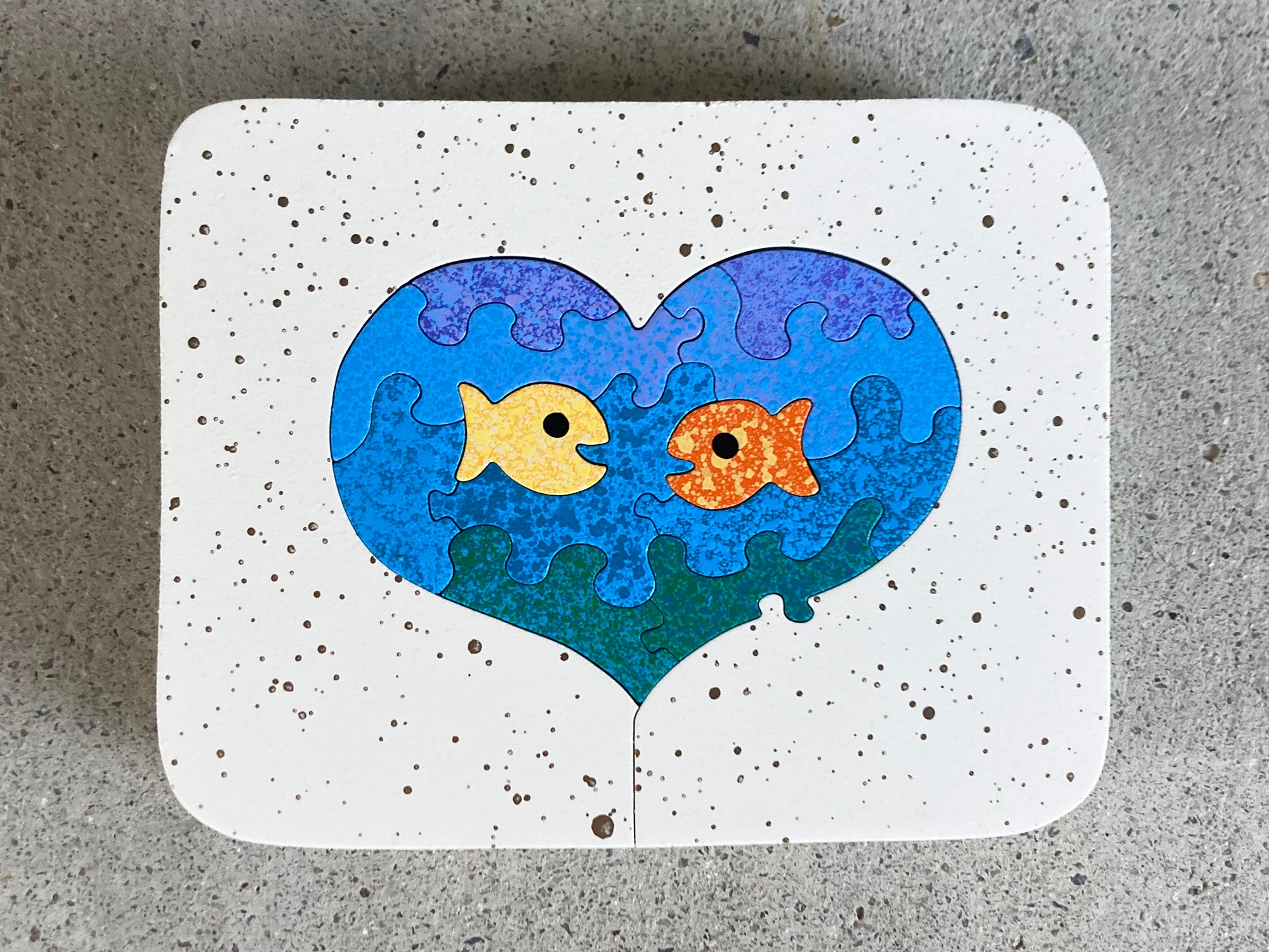 Lil' Heart (Two Fish/White Gold)