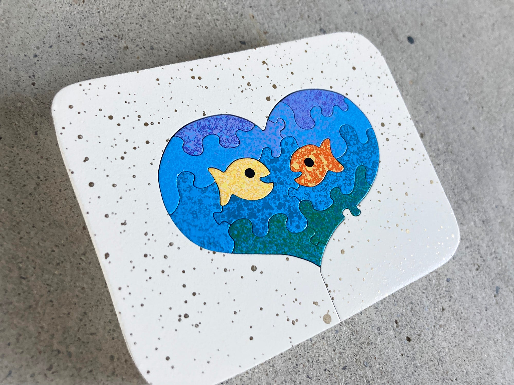 Lil' Heart (Two Fish/White Gold)