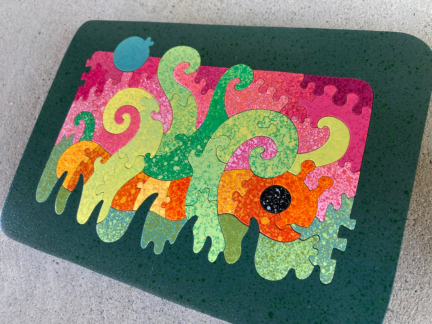 Happy Worm (Green)