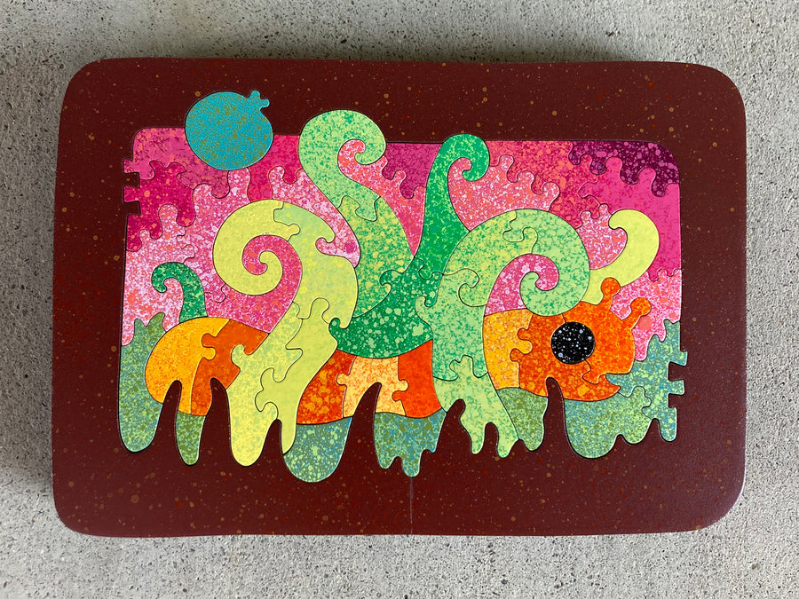 Happy Worm (Cranberry)
