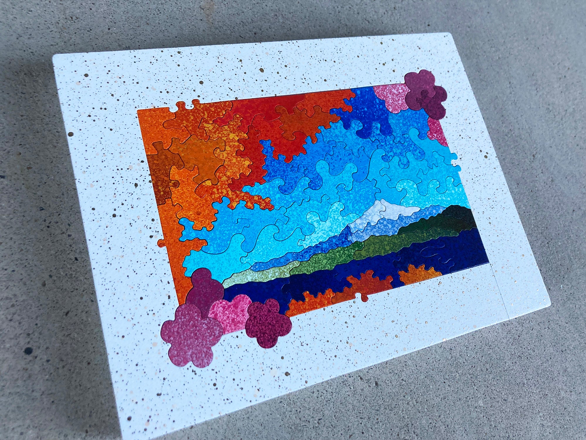 Mt. Fuji (White-Gold)