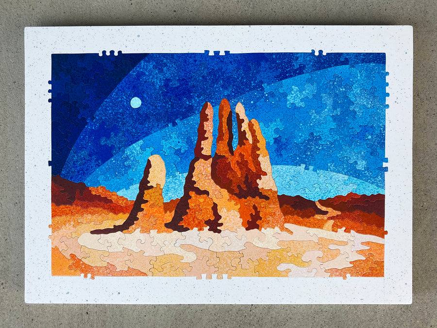 Hand Of The Desert (White)